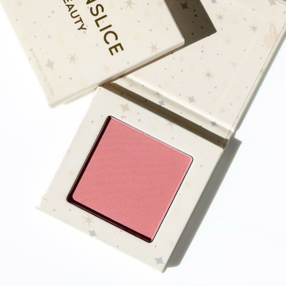 MOONSLICE BEAUTY
Pressed Blush in Beautiful
5.5 g, NEW in Box - Picture 3 of 6